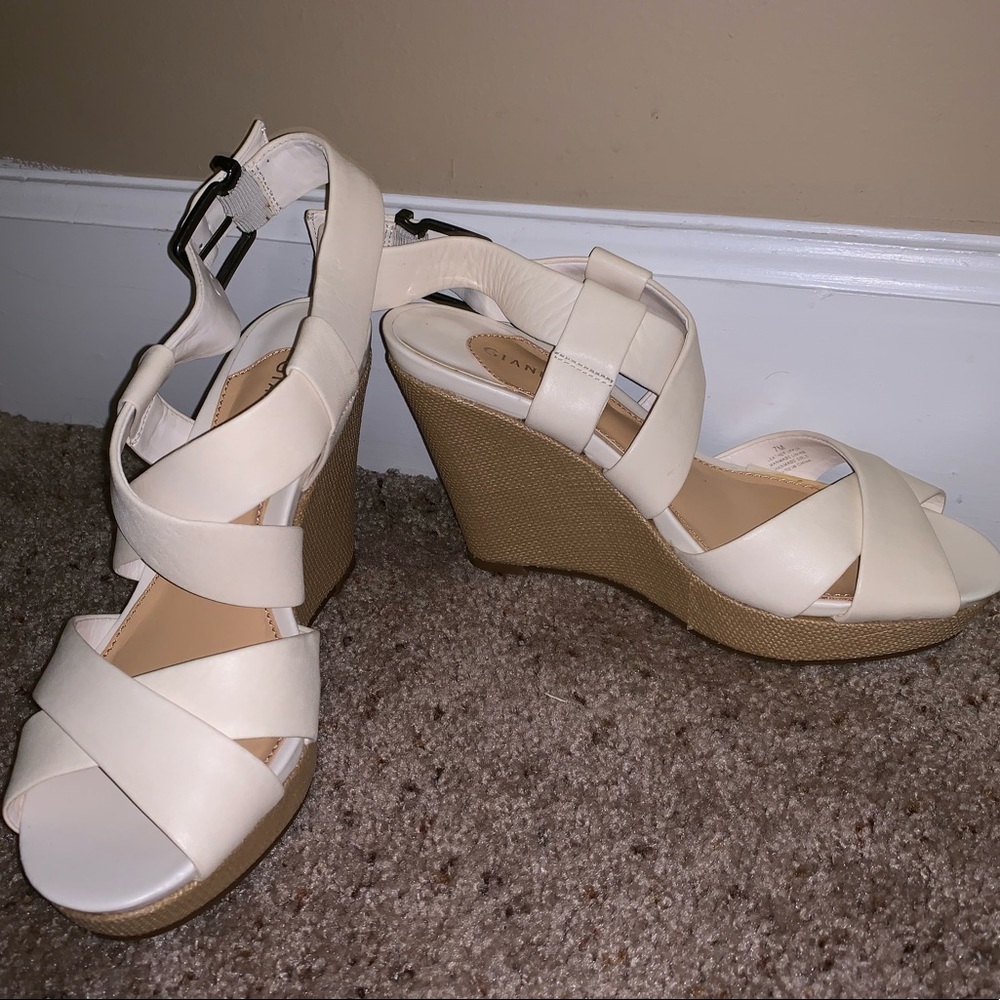 Gianni Bini Wedge
